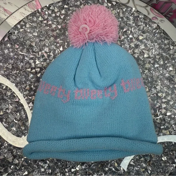 Tweety bird hat 2001 toque Pom Pom  Blue Pink Tweety Knit Pom-Pom vintage Beanie - Picture 5 of 9